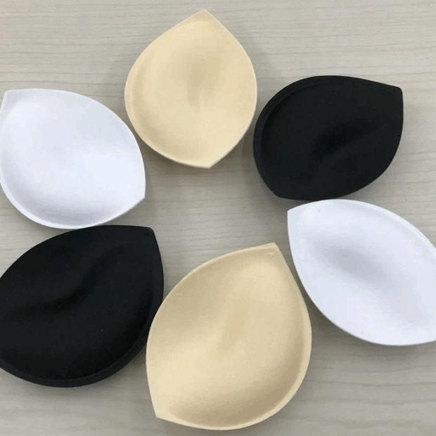 Profilowane wkładki do biustonosza lub stroju kąpielowego