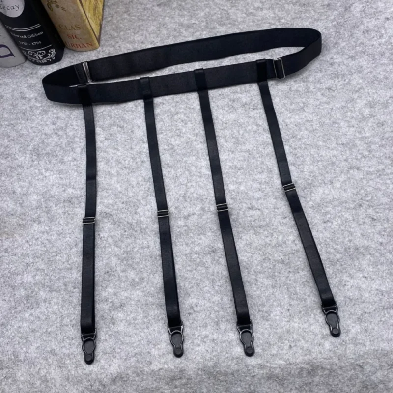 Minimalistyczny pas do pończoch z regulacją