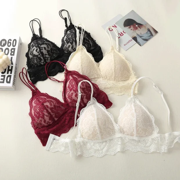 Biustonosz typu bralette z efektem push up