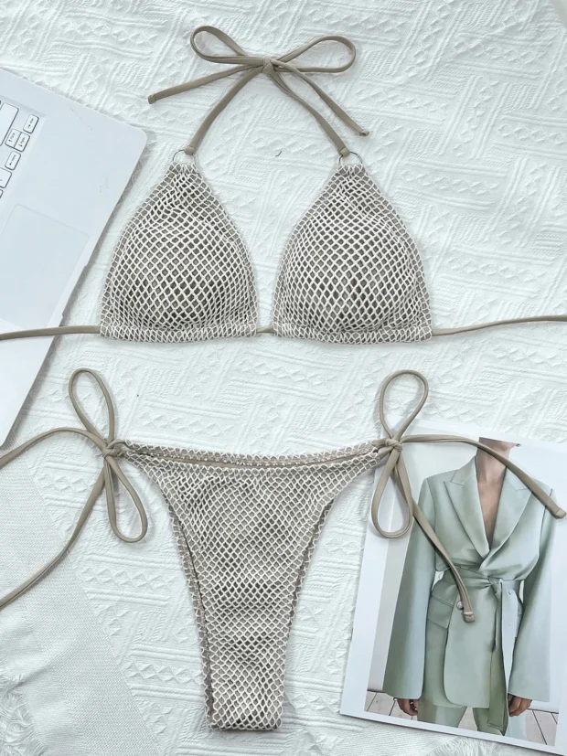 Bikini z siateczkowym wykończeniem i wiązaniami