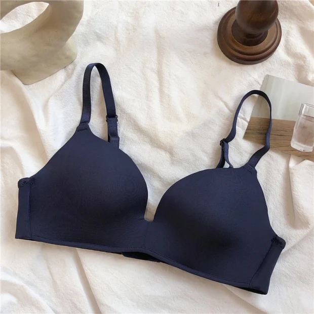 Bezszwowy biustonosz bralette typu push up bez fiszbin