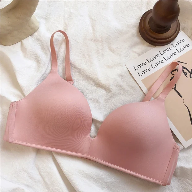 Bezszwowy biustonosz bralette typu push up bez fiszbin