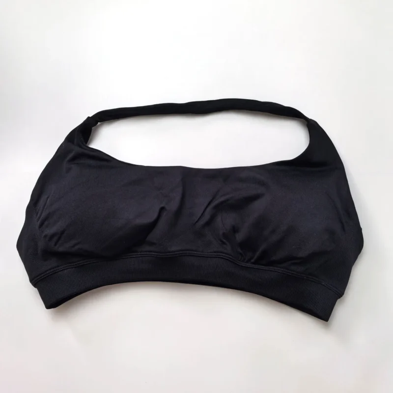 Bezszywowy biustonosz sportowy typu halter