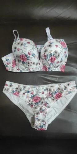 Kwiatowy komplet bielizny push-up photo review