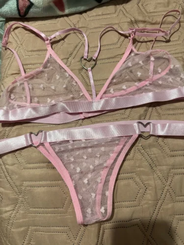 Komplet bielizny siateczkowej z serduszkami i metalowymi zdobieniami photo review