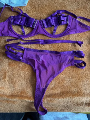 Komplet z paskami i pierścieniami w odcieniu królewskiego fioletu photo review