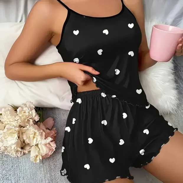 Dwuczęściowa piżama z falbankami i wzorem w serca